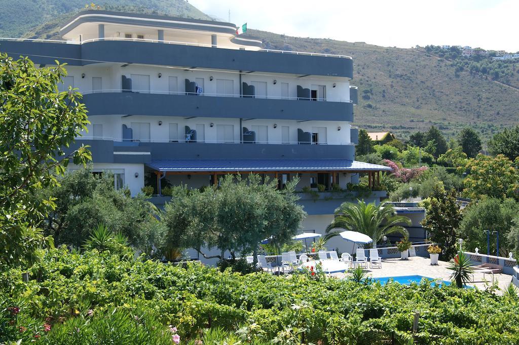 New Hotel Blu Eden Praia a Mare Exterior foto